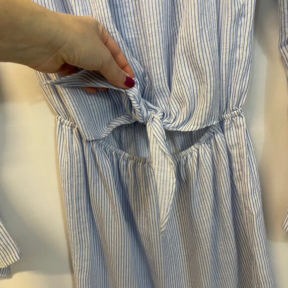 L'Academie Blue Stripe Bell Sleeve Off Shoulder Front Cut Out Tie Dress XS - Picture 3 of 6